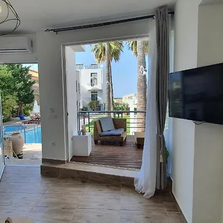 Aparthotel Elizabeth 3*